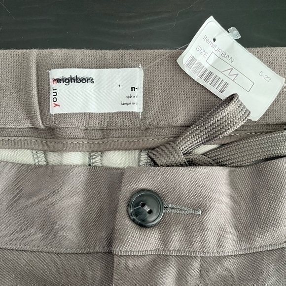 3/$30 _ URBAN OUTFITTERS | NWOT Your  Neighbors Pleated Cropped grey -Medium‌ - Picture 8 of 9